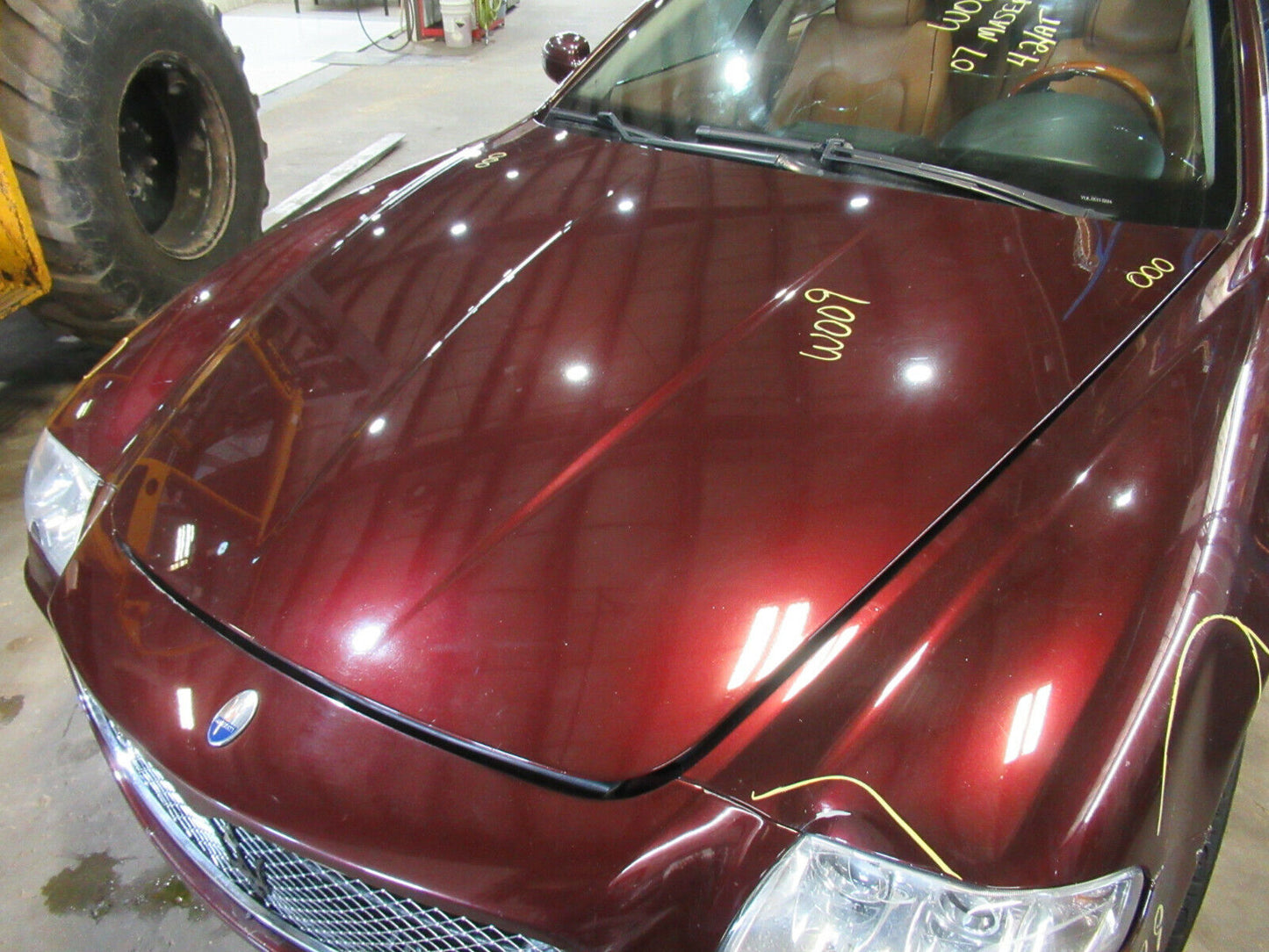 W009 2007 07 MASERATI QUATTROPORTE HOOD PANEL