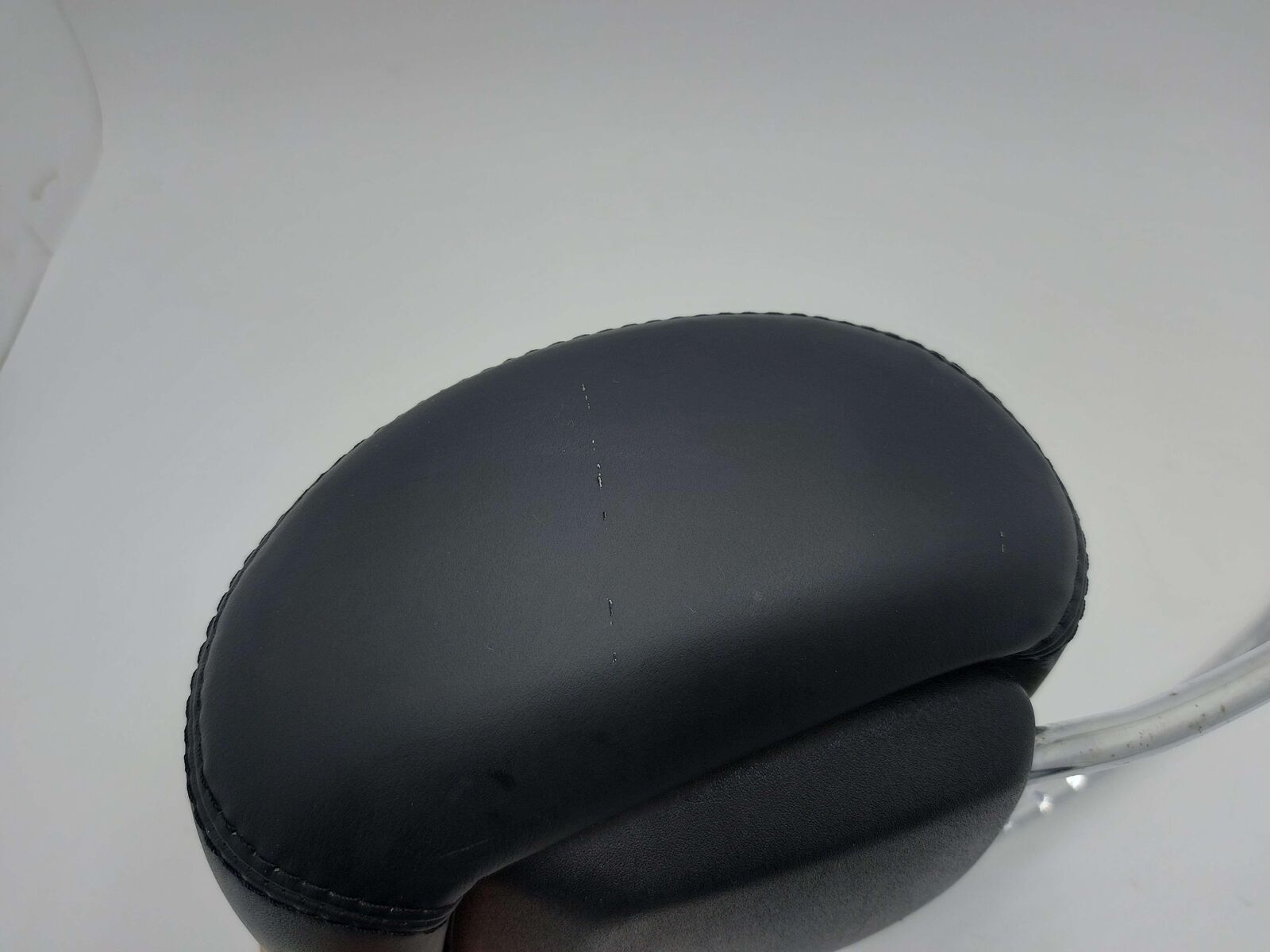 08-11 MERCEDES ML63 AMG W164 FRONT LEFT HEADREST BLACK LEATHER *NOTE