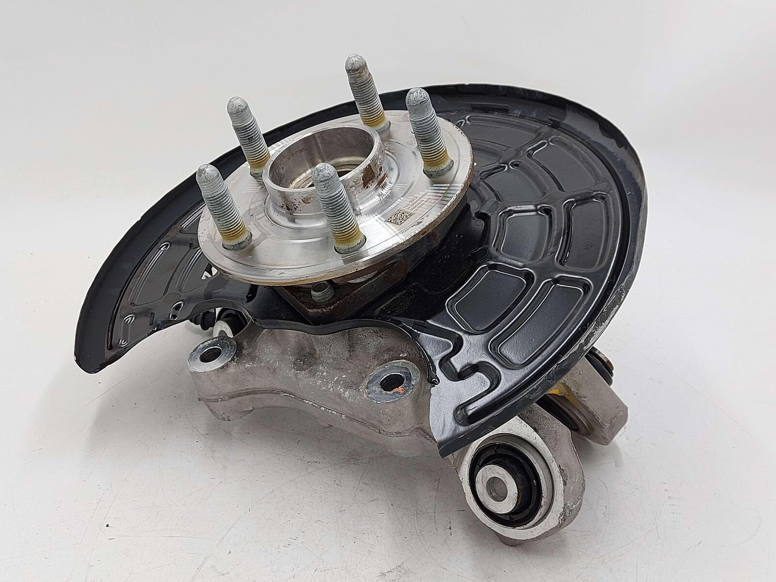 20-21 CADILLAC CT5 2.0L REAR LEFT SPINDLE KNUCKLE HUB AWD 13535012 21K MILES!