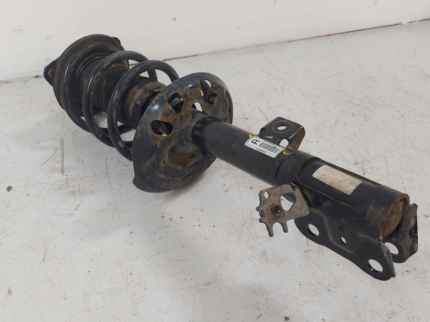 20-23 TOYOTA HIGHLANDER FRONT RIGHT STRUT 2.5L HYBRID 48510-0E340