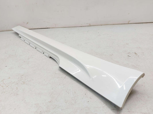 06-10 BMW M6 E63 RIGHT ROCKER PANEL SIDE SKIRT MOULDING ALPINE WHITE