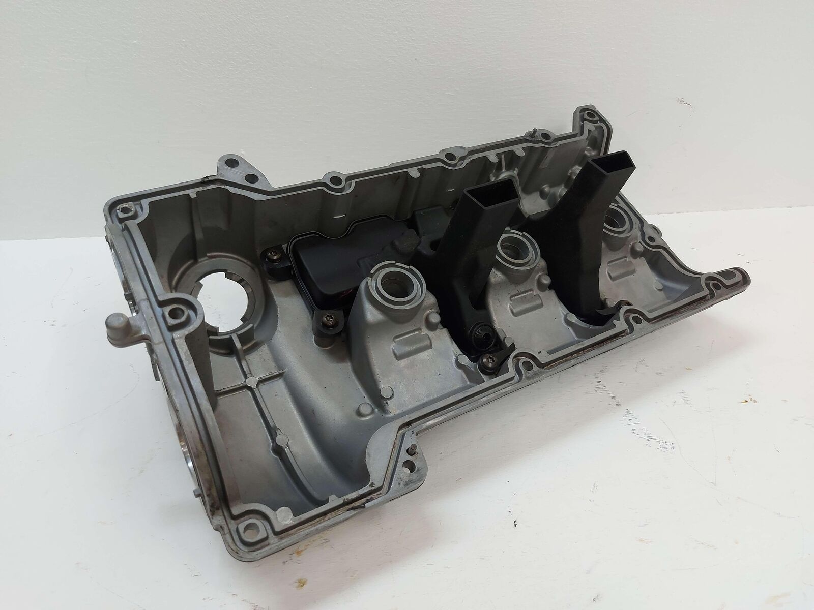 15-18 PORSCHE CAYENNE GTS 958 3.6L RIGHT VALVE COVER 94610513545 94610523545