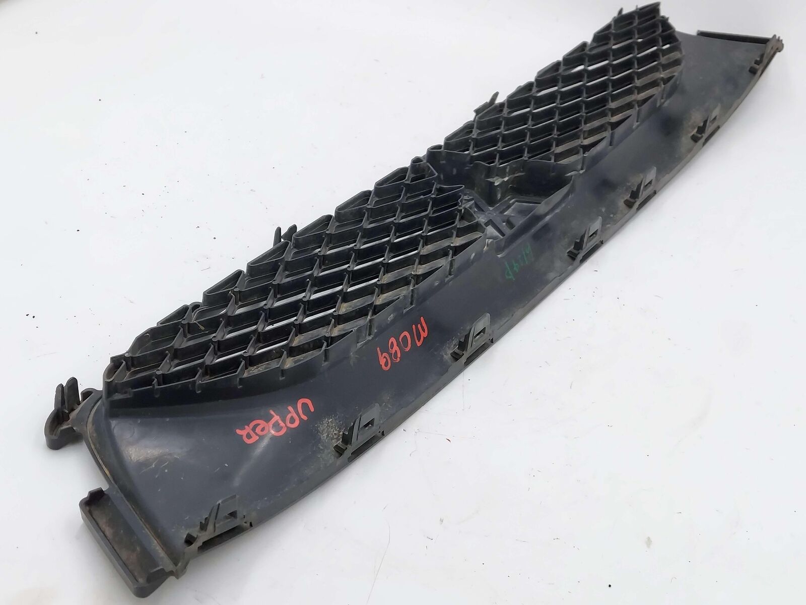 11-12 MITSUBISHI RVR UPPER GRILL GRILLE 6402A217