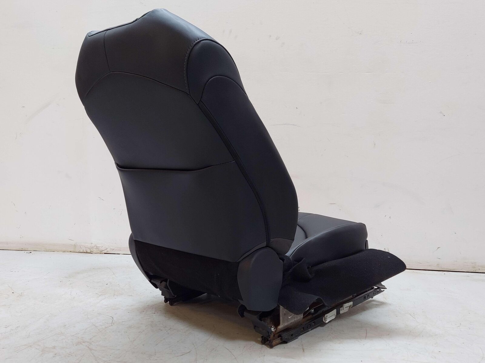 20-22 Toyota Highlander Front LH Left Bucket Seat Black EB20 Softex *Notes*