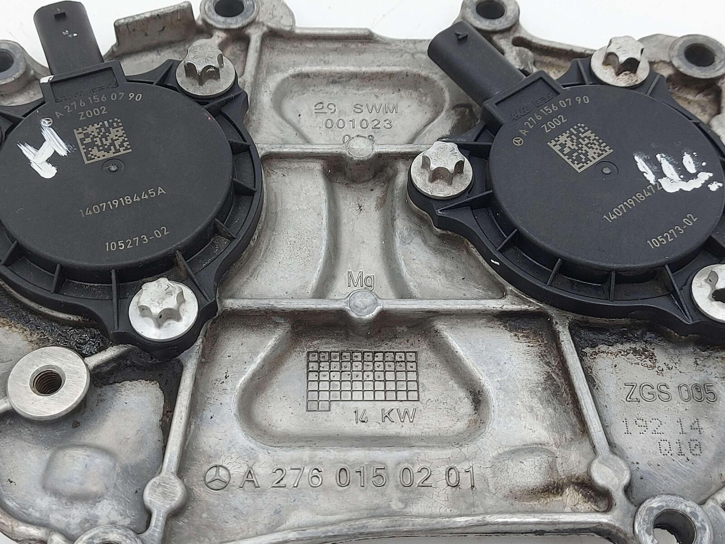 13-16 MERCEDES GL63 AMG X166 RIGHT UPPER ENGINE TIMING COVER & SOLENOIDS 5.5L