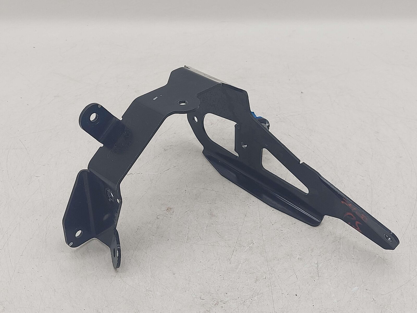 2023 MCLAREN ARTURA POWER STEERING MOUNT 16DA127CP