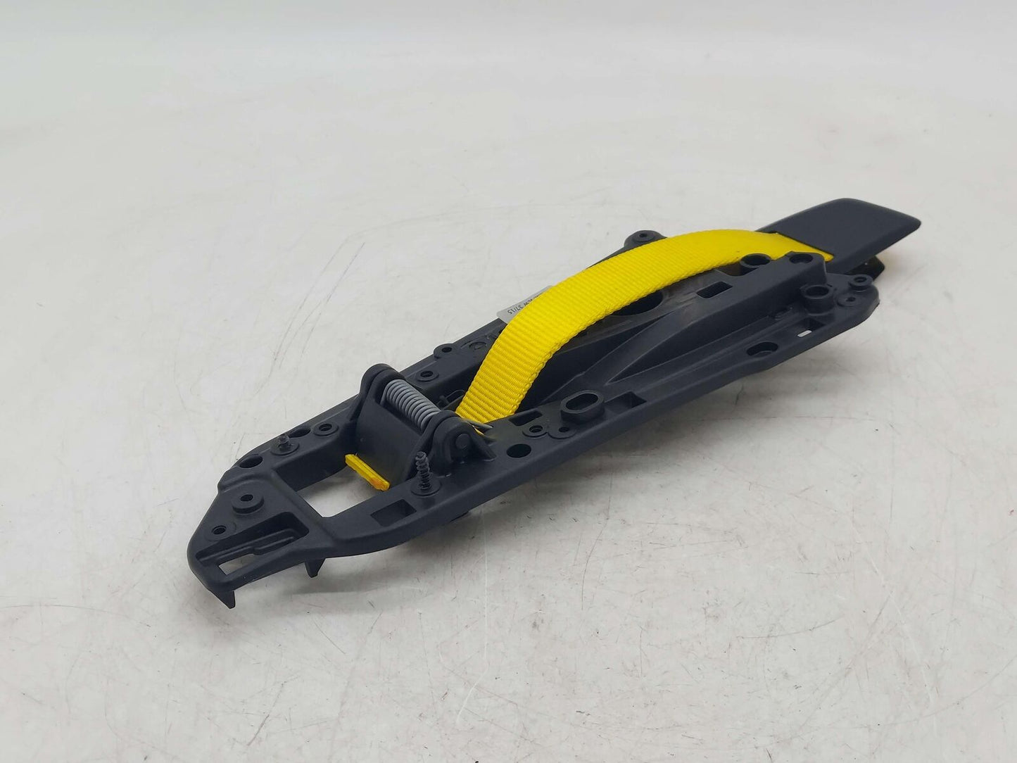 16 PORSCHE CAYMAN GT4 981 RIGHT INSIDE DOOR HANDLE YELLOW STRAP DOOR HANDLE