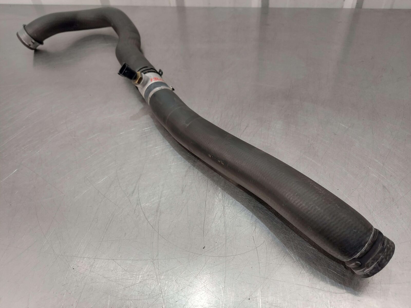 2016 MCLAREN 540C RIGHT UPPER RADIATOR WATER COOLANT HOSE PIPE TUBE 13L0242CP