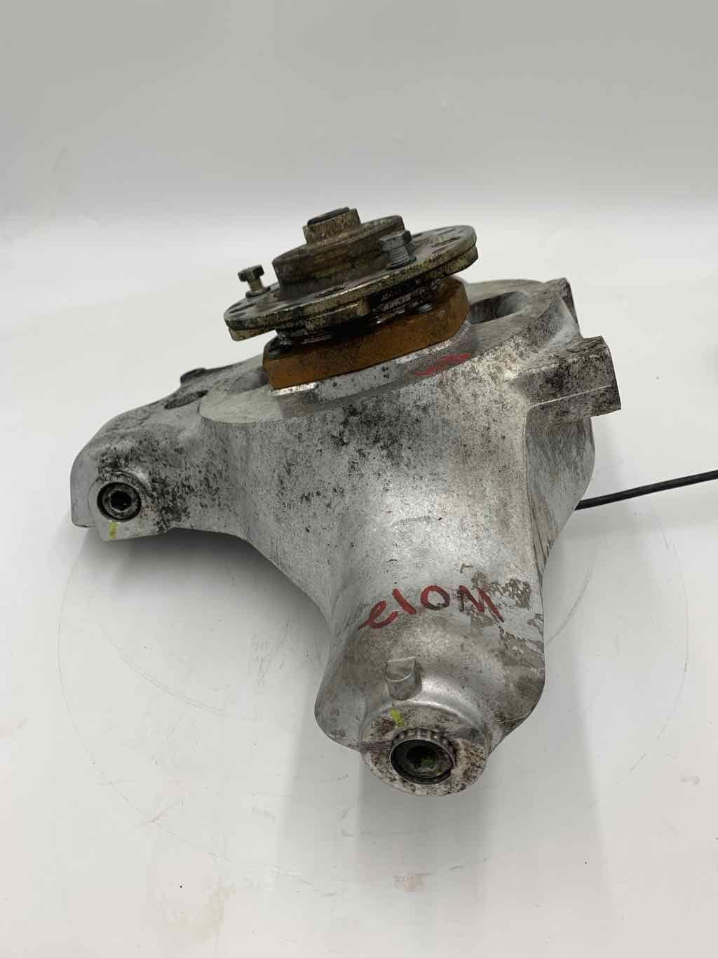 2000 Ferrari 360 Modena Right Spindle Knuckle Front hub 2179331