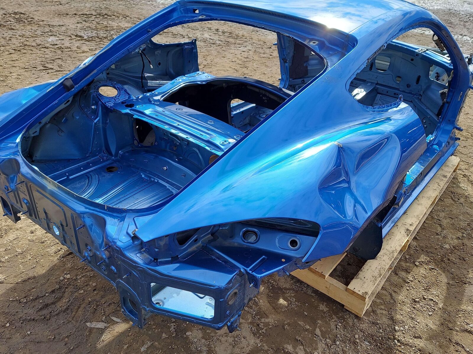 14-16 PORSCHE CAYMAN GT4 981 RIGHT QUARTER PANEL SAPPHIRE BLUE M5J *CUSTOM CUT