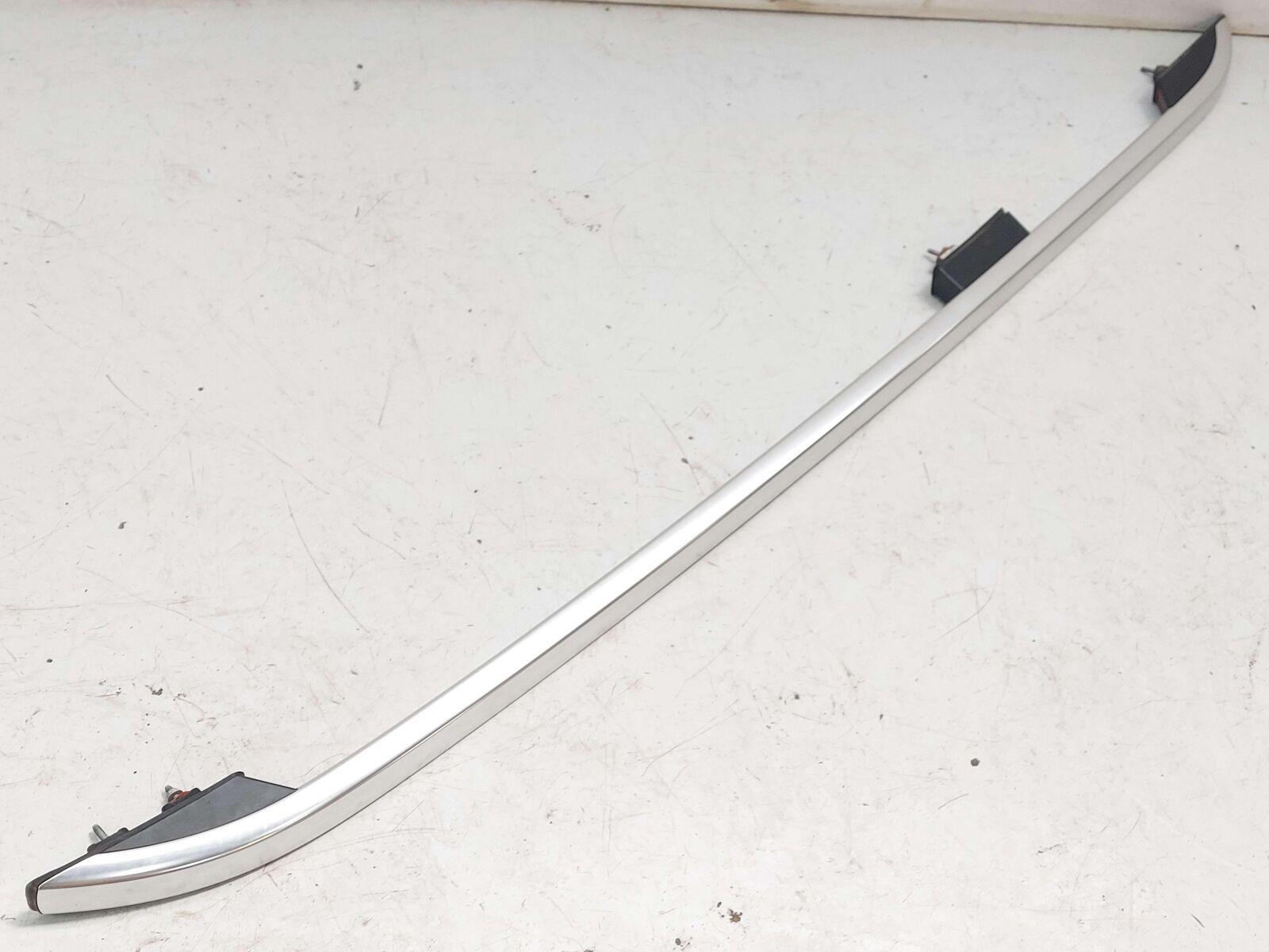 10-15 MERCEDES GLK250 X204 RIGHT ROOF RACK RAIL SILVER A2048902293 *SCRATCHES*