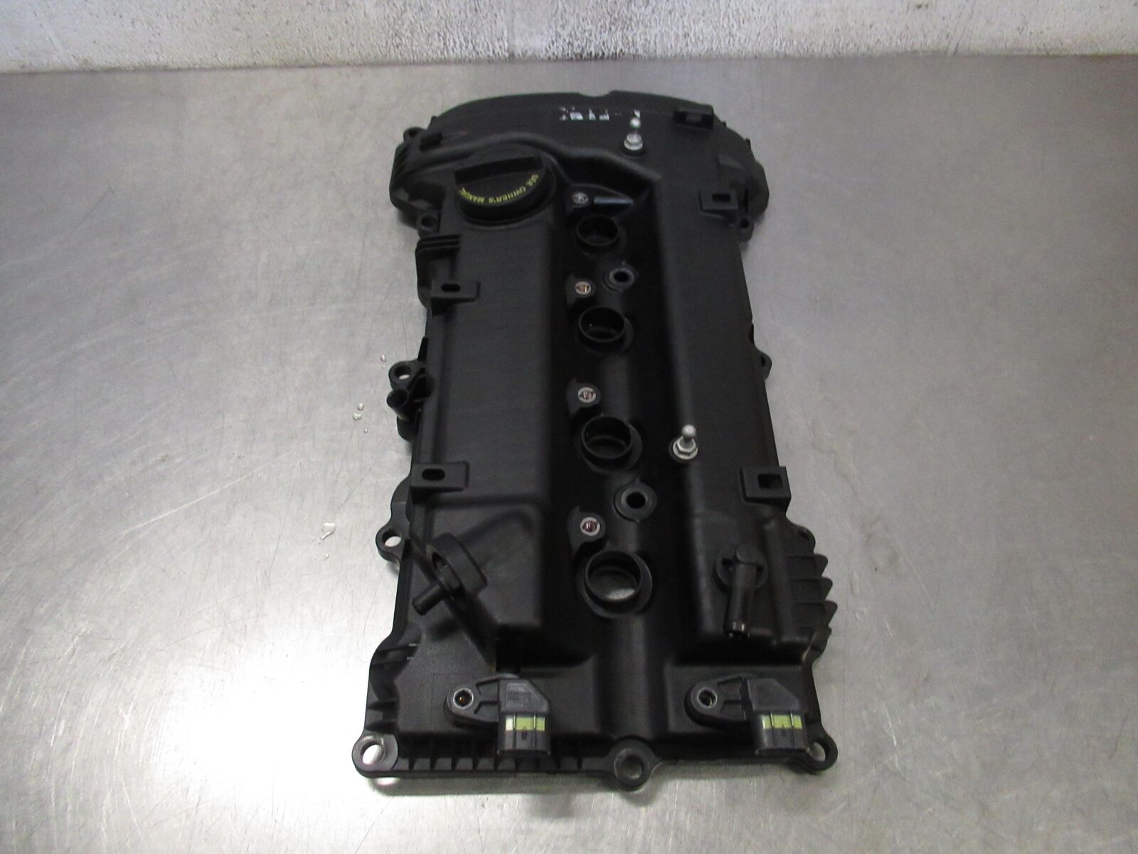 17 HYUNDAI ELANTRA Valve Cover 22410-2E700 110KM'S