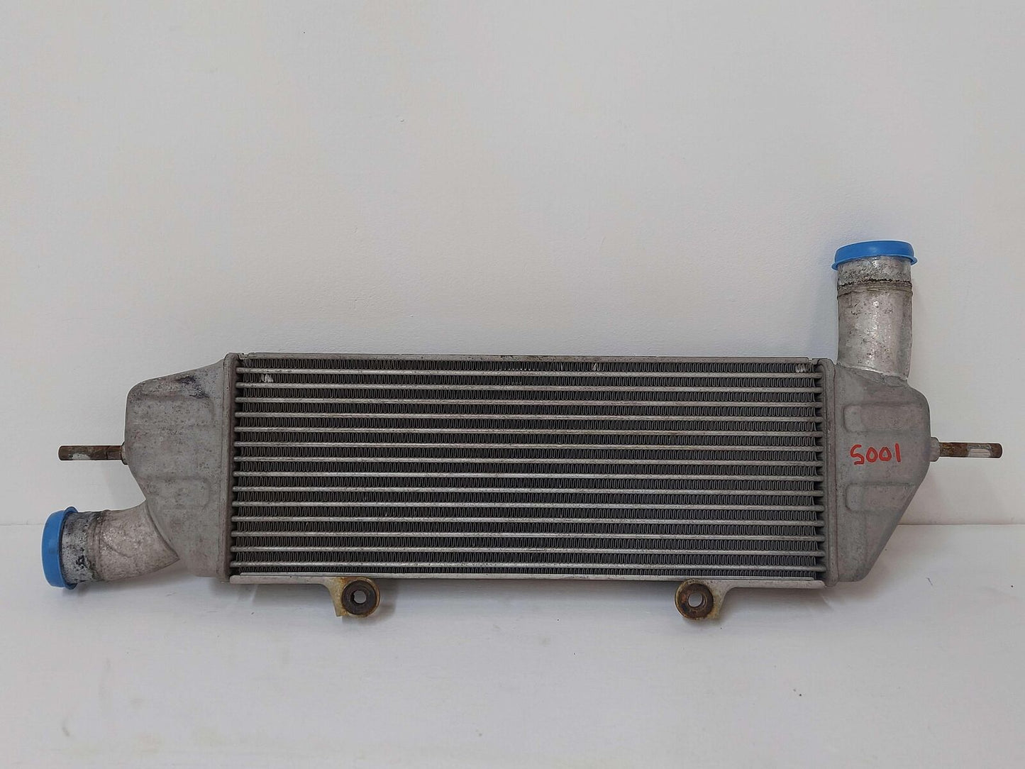 09-15 MITSUBISHI LANCER RALLIART INTERCOOLER 1530A059 *FINS BENT*