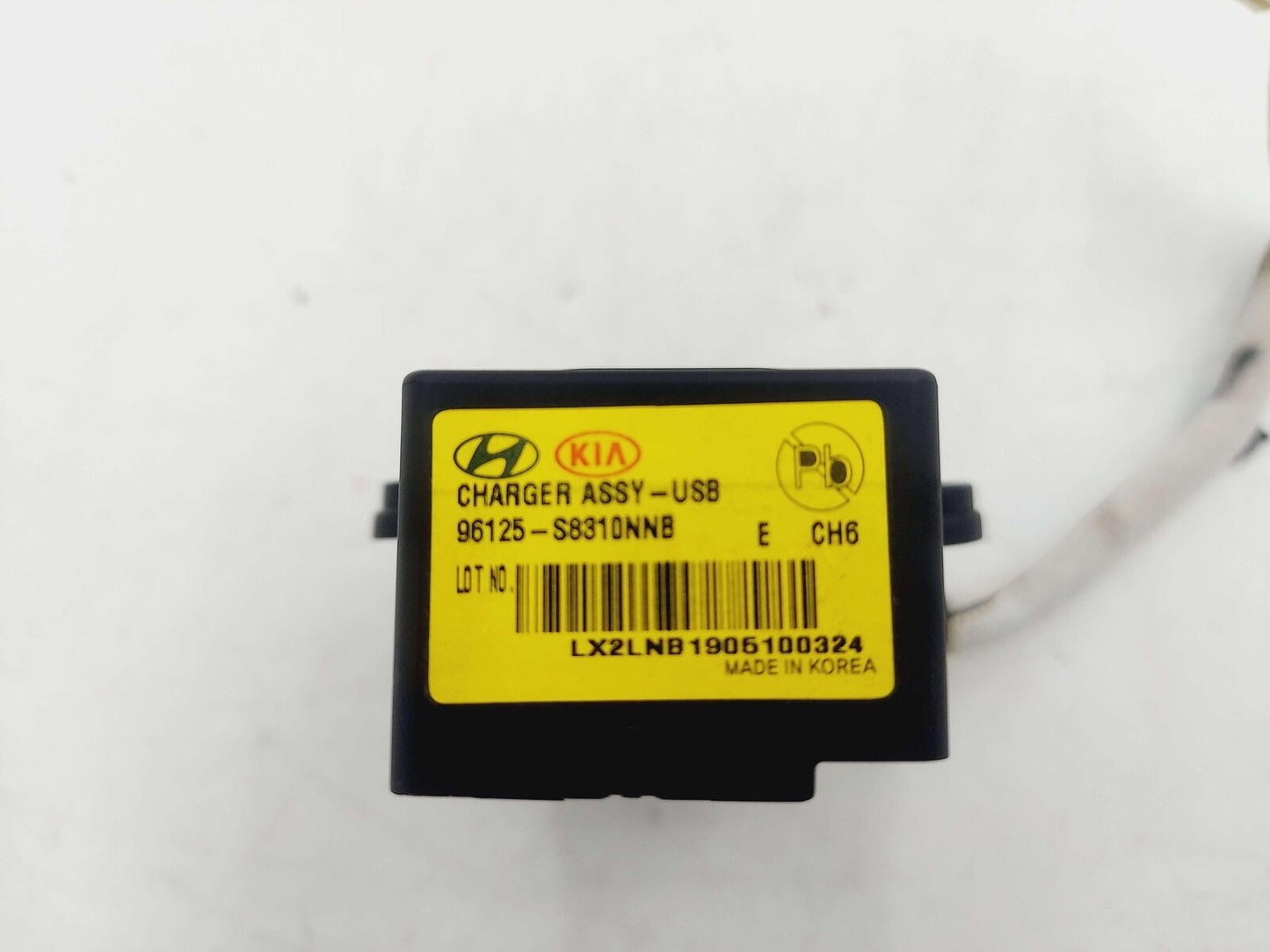 2020 HYUNDAI PALISADE USB PORT 96125-S8310