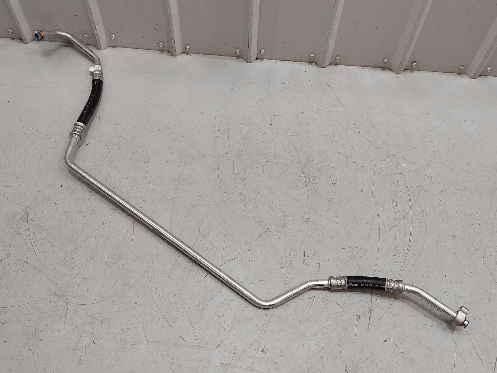 2006 FORD GT GT40 SUPERCAR AC A/C LINE HOSE A/C 4G7V-19A834-DA OEM