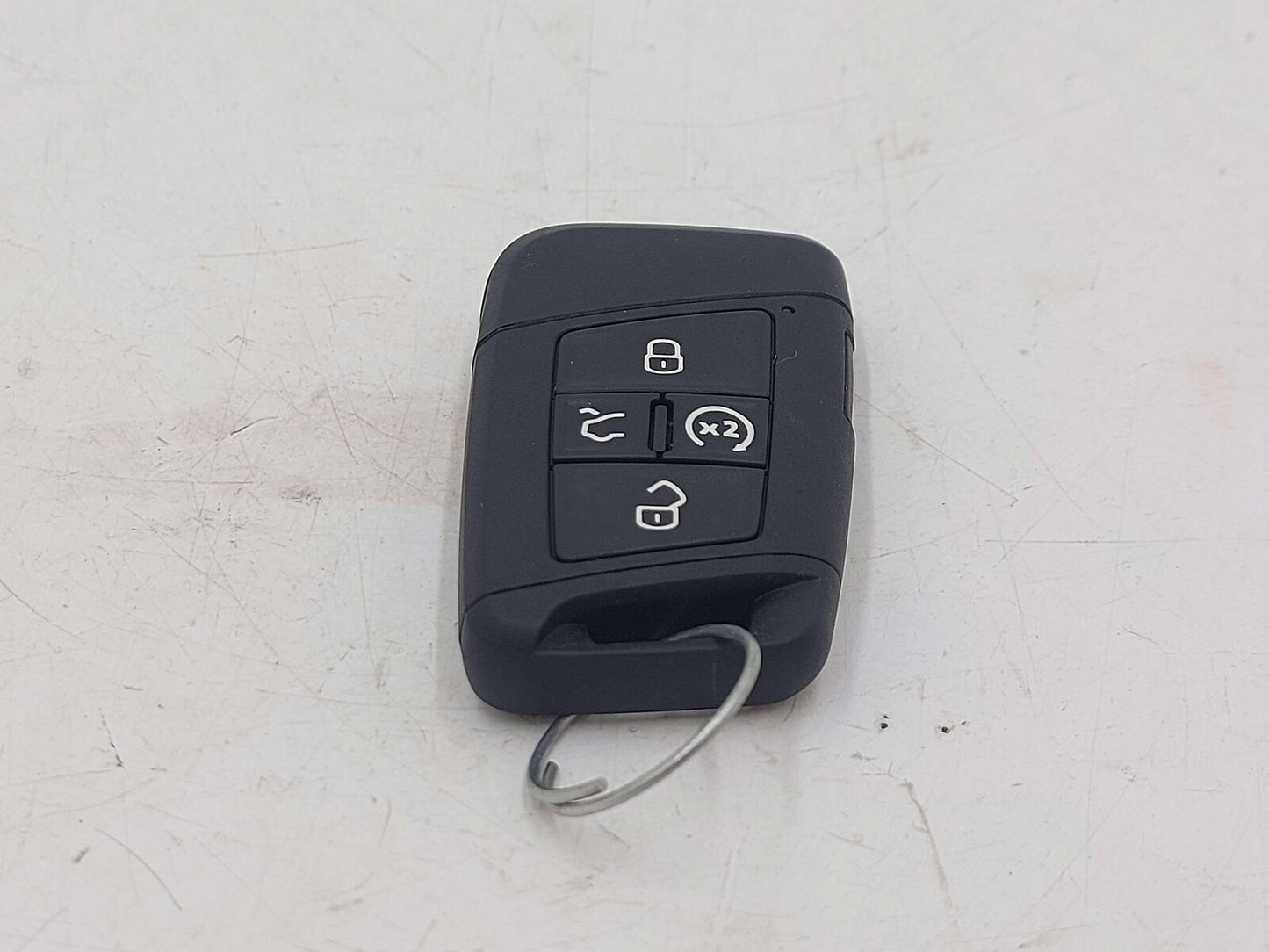 2018 VW Atlas Ignition Key Fob 5 Button 1K KMS