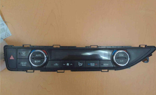 14-19 Toyota Highlander Front Heater AC A/c Control W/ Hazard Button 55900-0E400