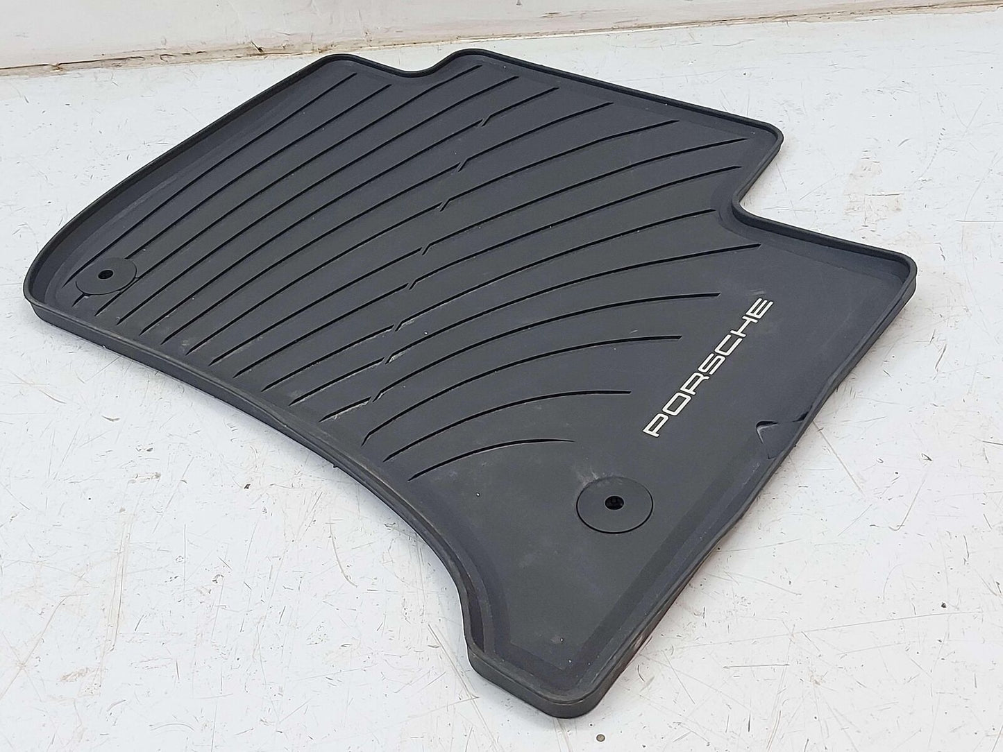 2018 PORSCHE CAYENNE 958 S E-HYBRID SET PORSCHE RUBBER FLOOR MAT 95804480152