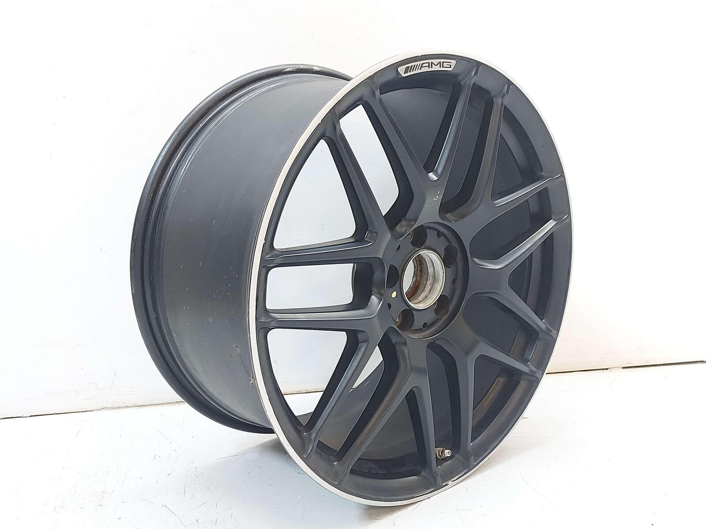 18-21 MERCEDES E63s AMG W213 REAR WHEEL 20X10 FORGED BLACK W/ MACHINED LIP *NOTE