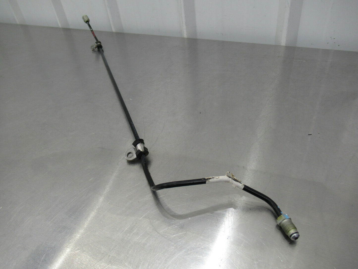 T020 2016 16 MCLAREN 570S RH RIGHT REAR BRAKE LINE #2