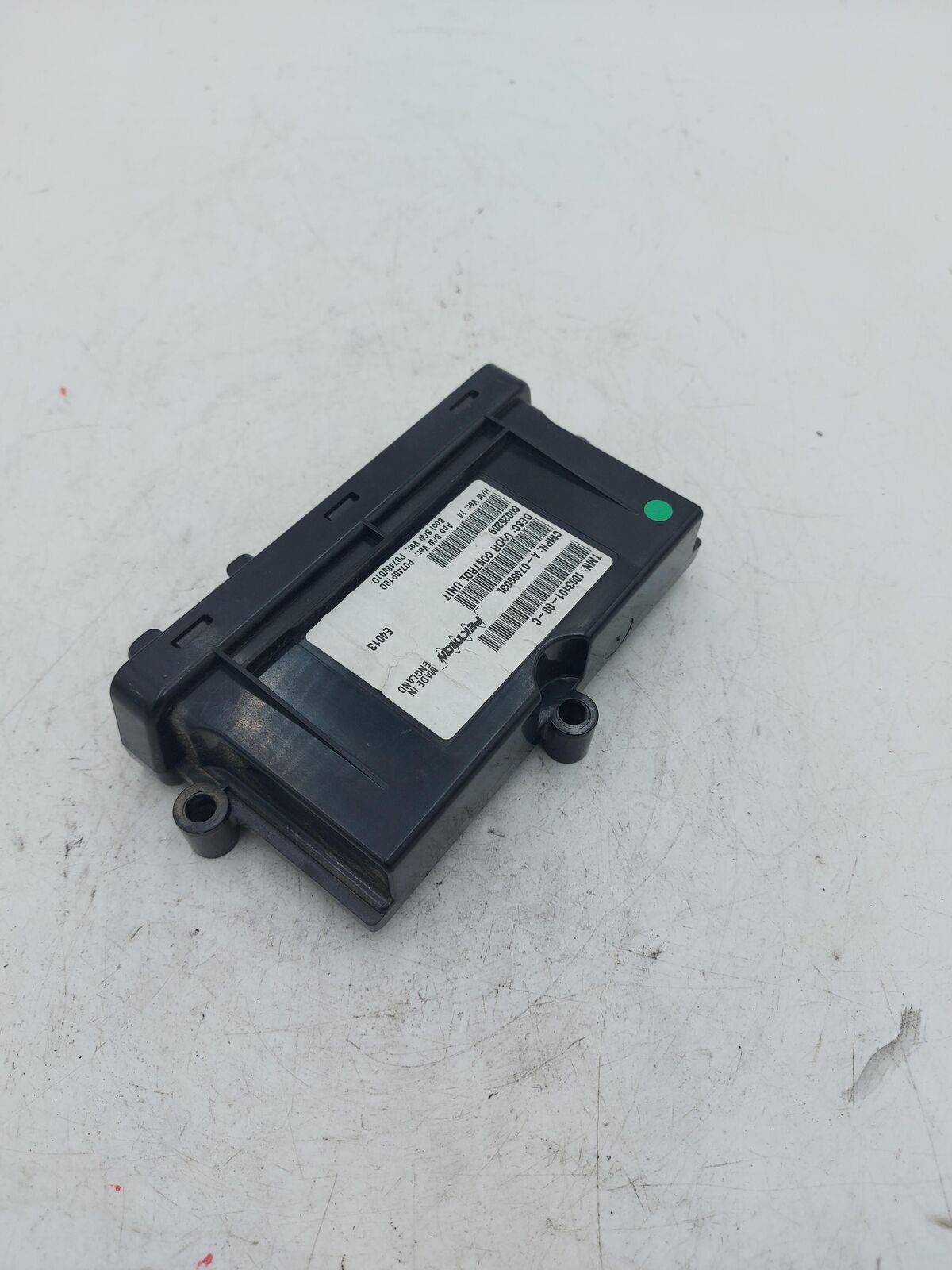 14 TESLA S 1003101-00-c Door Control Module Computer Unit