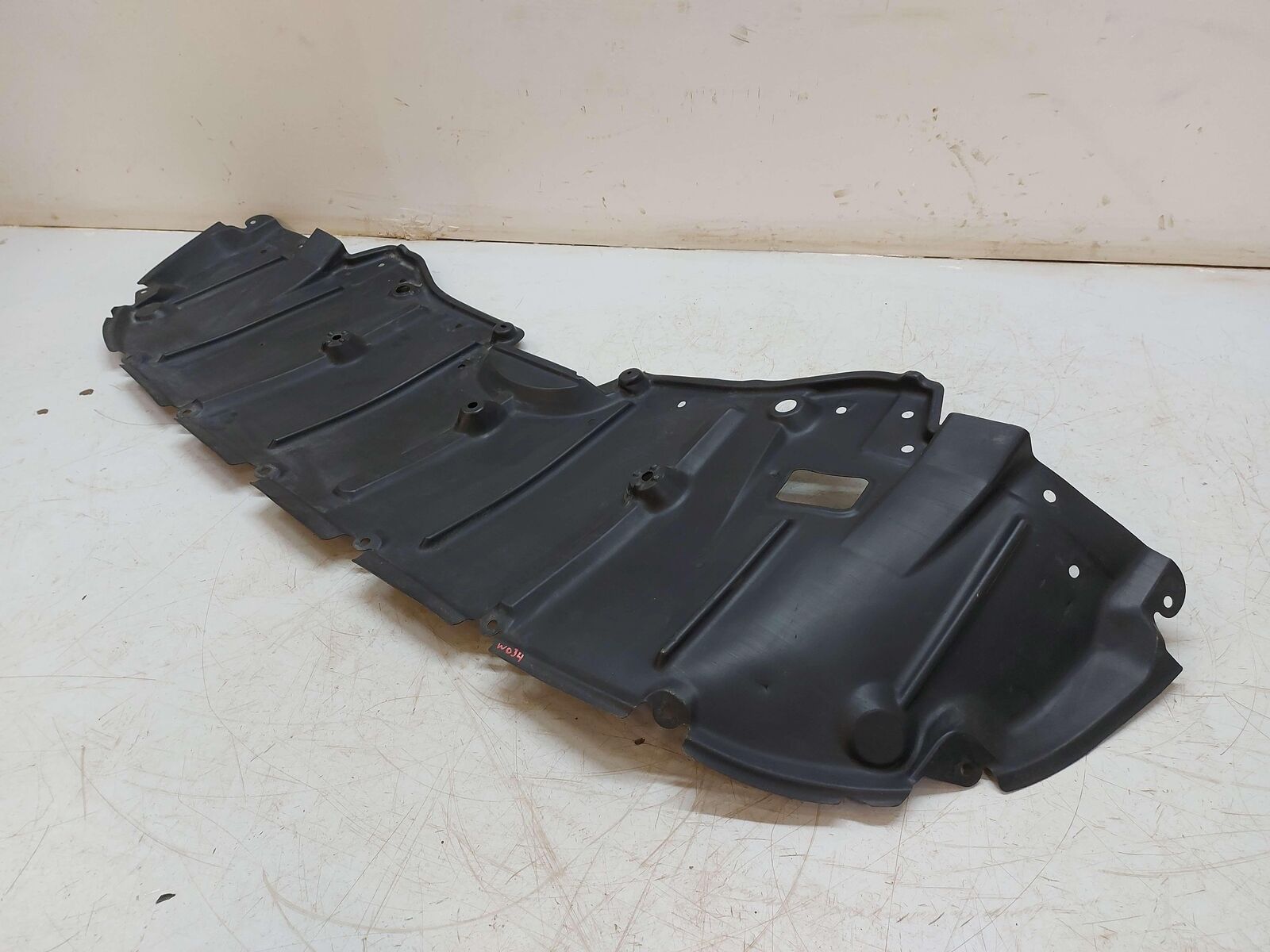 2020 TOYOTA HIGHLANDER FRONT SPLASH GUARD SKID PLATE UNDERBODY SPLASH SHIELD