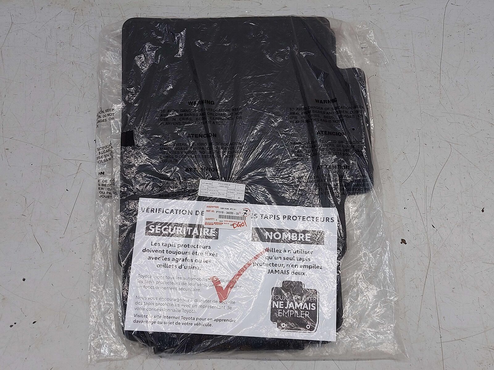 2022 TOYOTA TUNDRA FLOOR MAT CREWMAX BLACK CARPET OEM PT919-34220-20 *NEW IN BAG