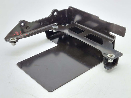 2021 MCLAREN GT TCU TRANSMISSION MODULE BRACKET 22GA018GP 01