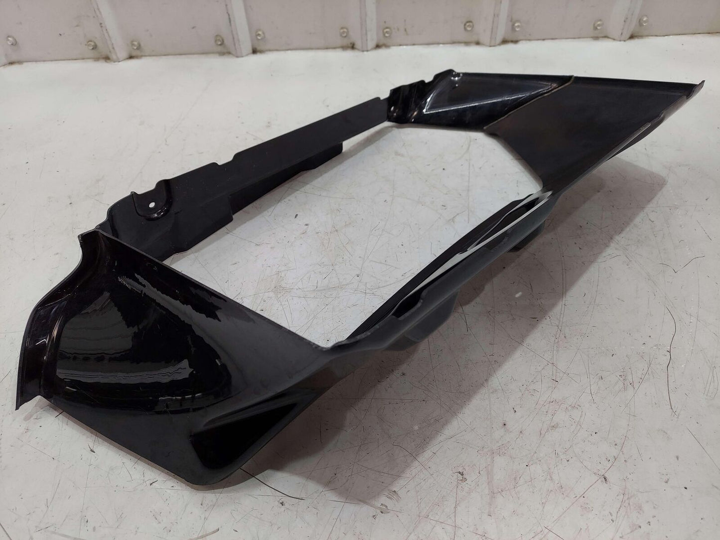 2018 LAMBORGHINI AVENTADOR S LP740-4 LEFT AIR RADIATOR DUCT 470122123H