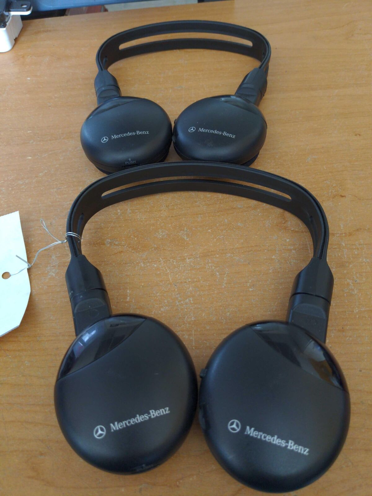 09 10 11 12 MERCEDES GL350 Headphones X2