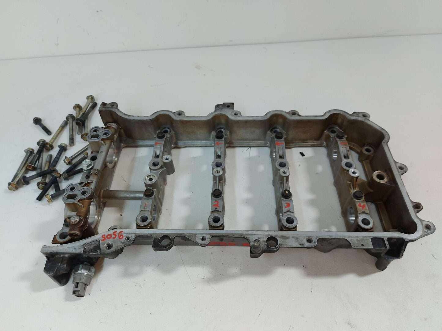 2016 Toyota Rav-4 Camshaft Housing Retainer W/ Caps / Bolts 56K KMS