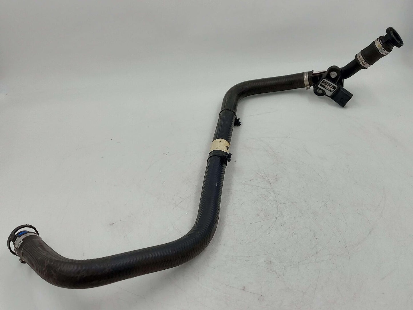 2016 MCLAREN 540C LEFT AIR PUMP HOSE LINE 13F0533CP 0261230167