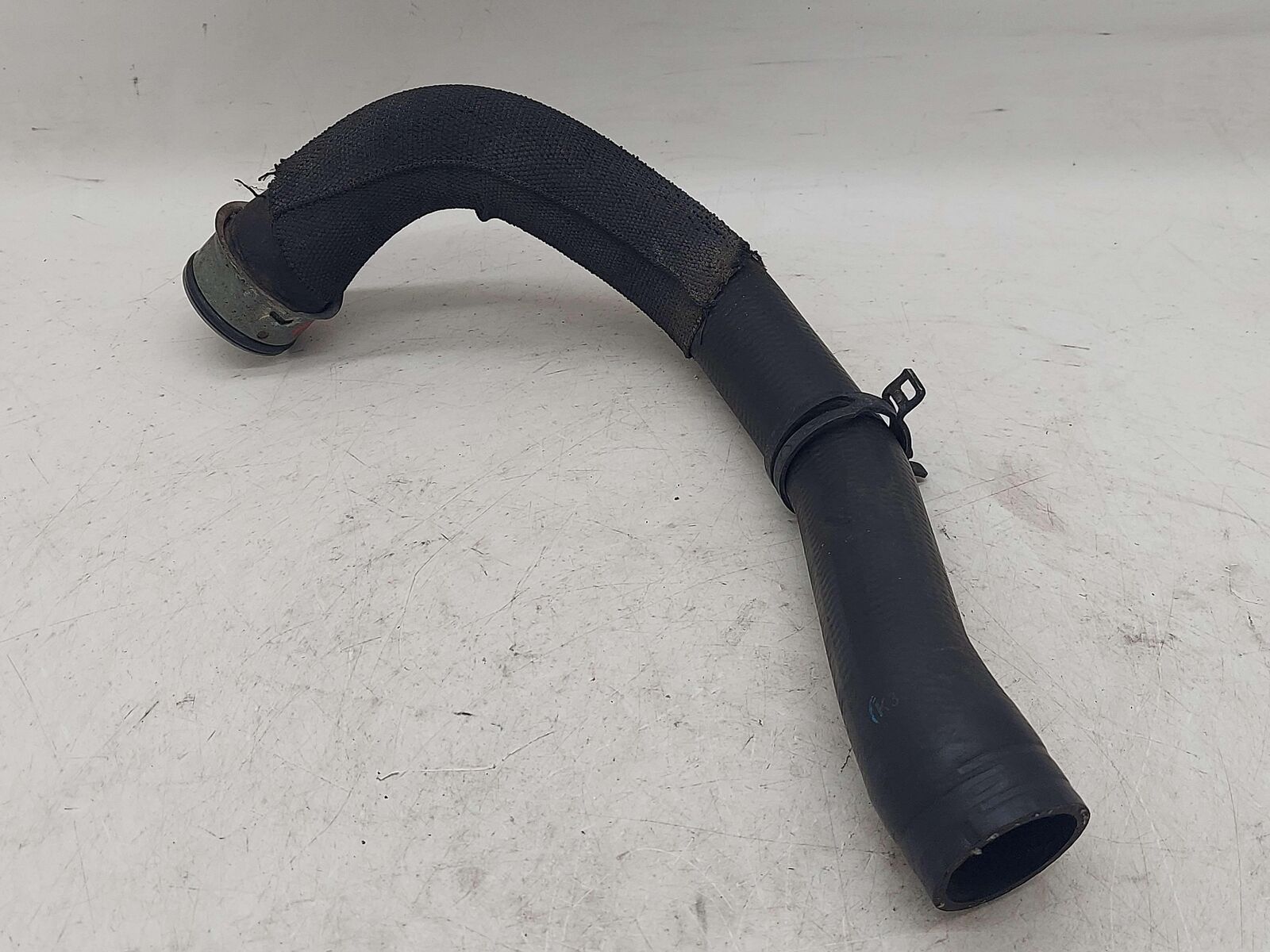 2014 PORSCHE 911 991 GT3 FRONT RIGHT UPPER RADIATOR HOSE 99110663201