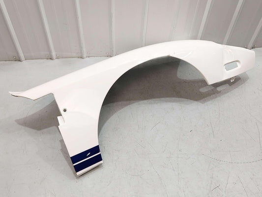 05-06 FORD GT GT40 SUPERCAR RH RIGHT FENDER WHITE *NOTES* 5G7Z16005AA OEM