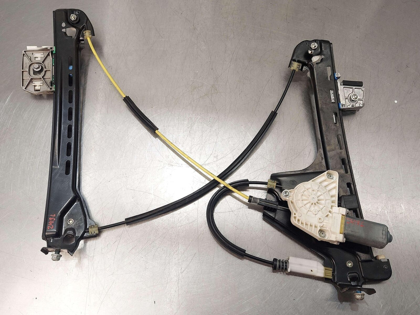 2016 MCLAREN 540C FRONT LEFT DOOR WINDOW GLASS REGULATOR W/ MOTOR 13A2047CP