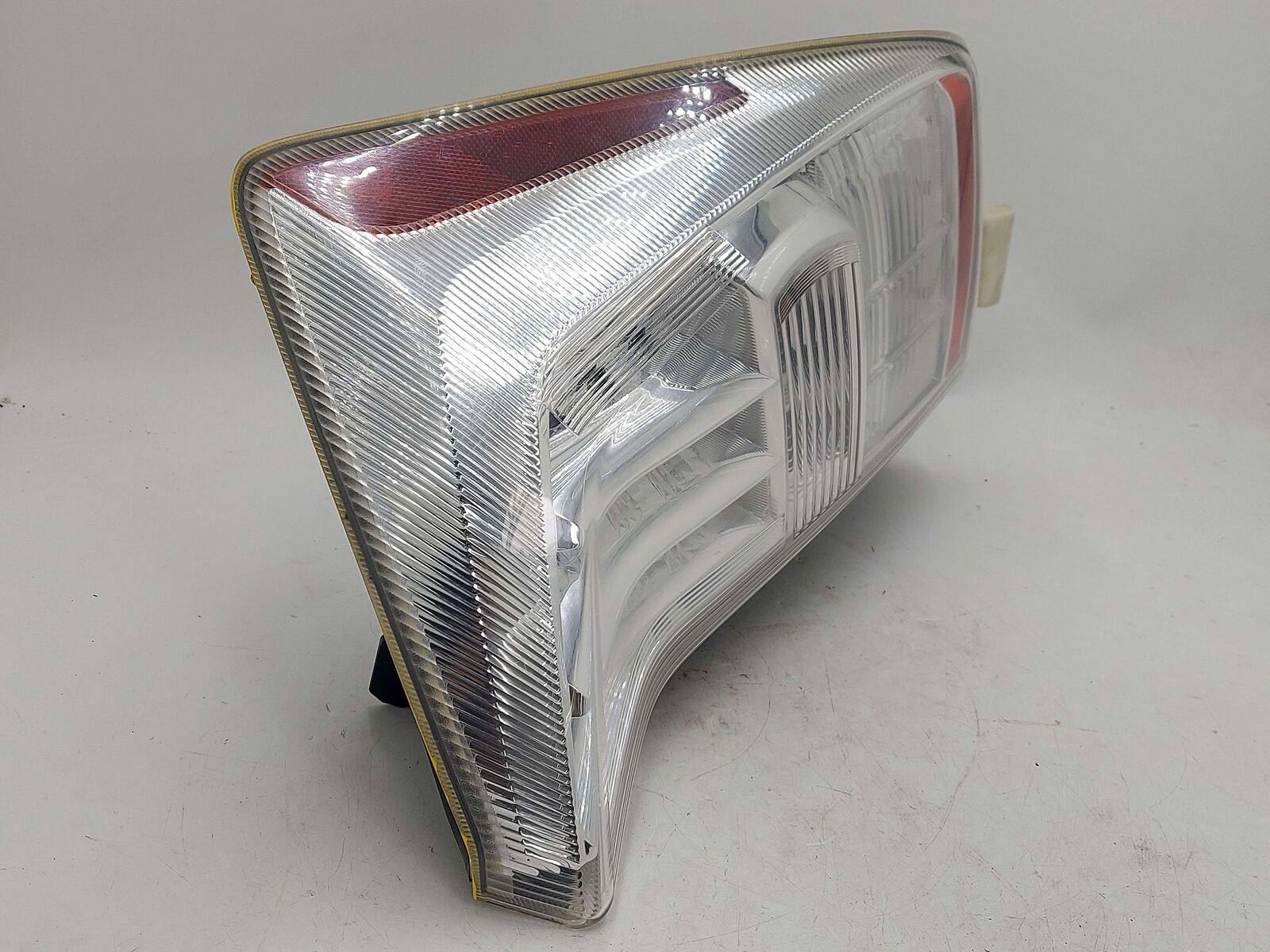 12-15 TOYOTA PRIUS RIGHT TAIL LIGHT LAMP *NOTE