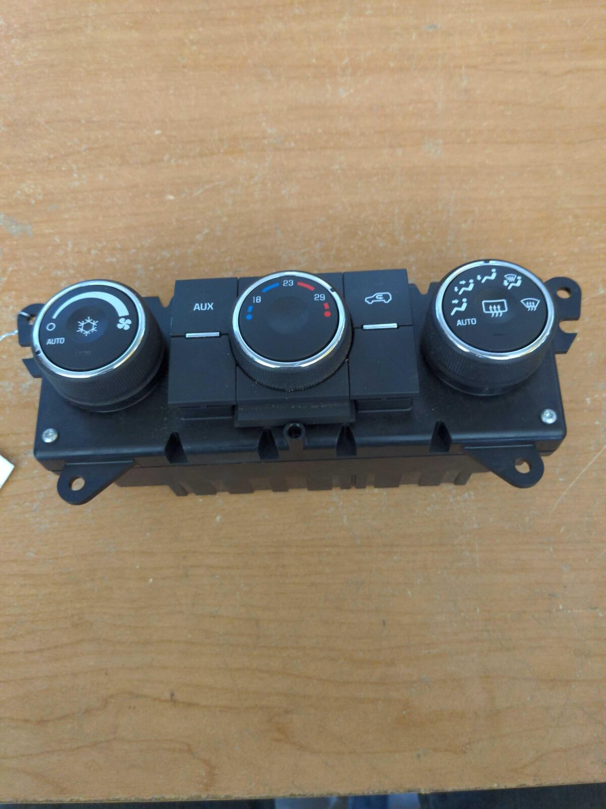 07-09 Suzuki XL7 XL-7 Vitara rear Heater AC Air Conditioning Control Aux Port