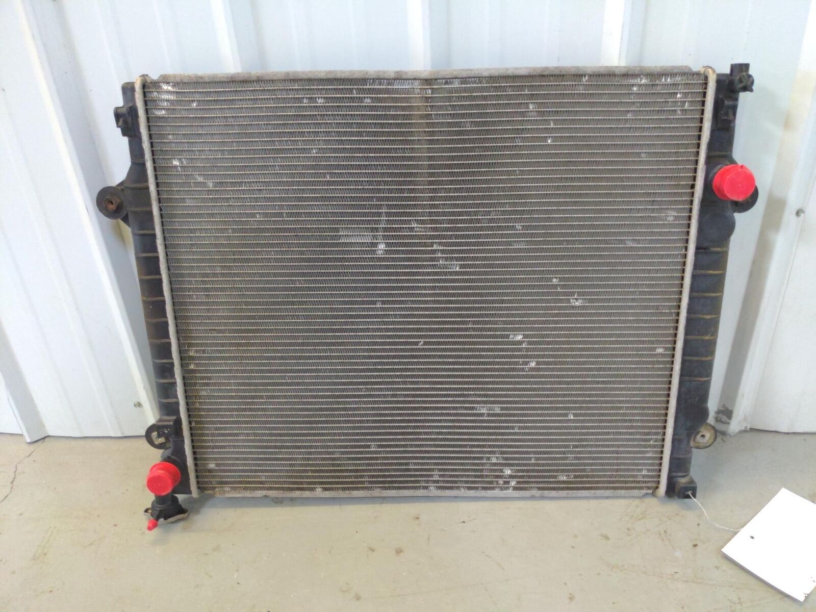 05-15 Toyota Tacoma Radiator 164K KMS MT