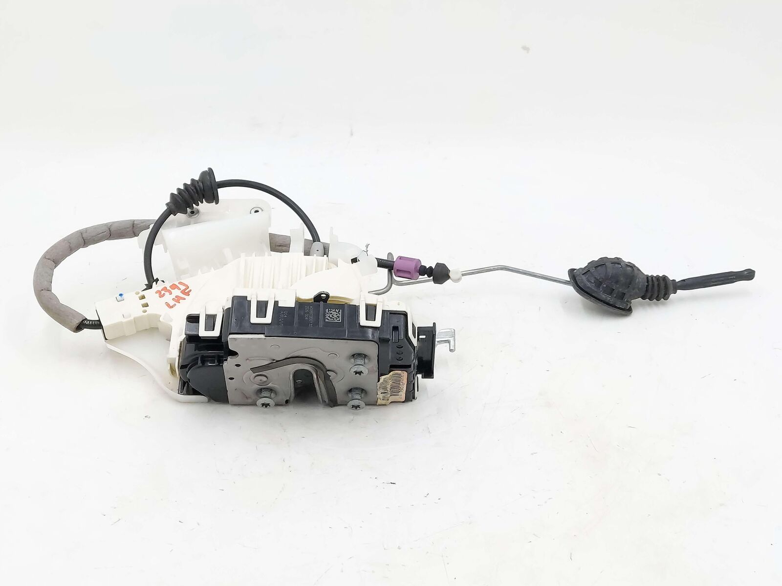 12-18 Mercedes W218 CLS63s AMG FRONT LEFT DOOR LATCH A0997200135