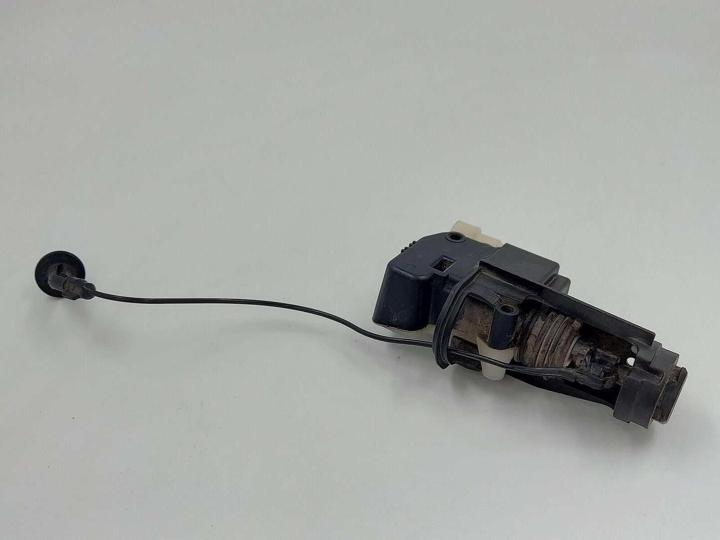 2014 PORSCHE 911 991 GT3 FUEL DOOR ACTUATOR 99150441401