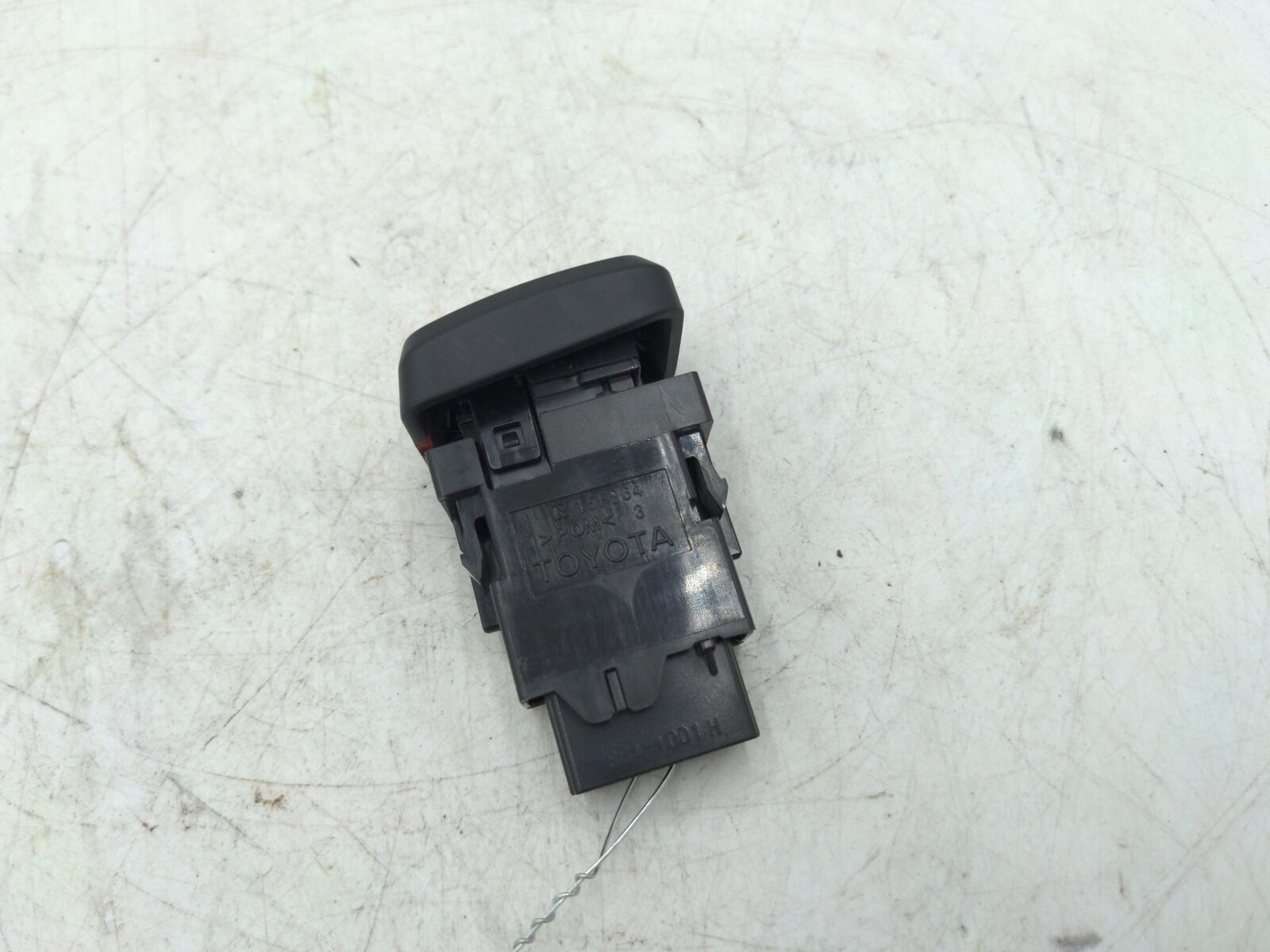 20 TOYOTA HIGHLANDER 4 way Hazard Light Switch 8641001H