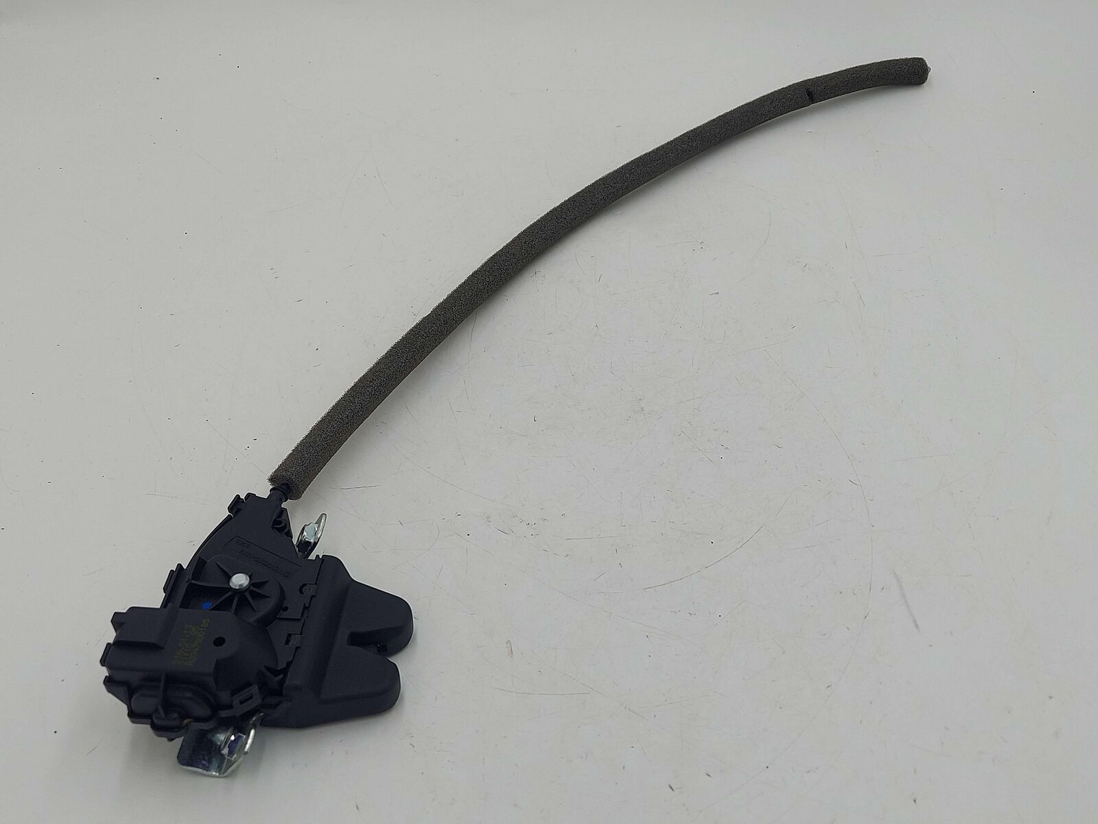 2013 Mercedes C63 Trunk Lid Latch Lock Actuator A2047500185 59K KMS