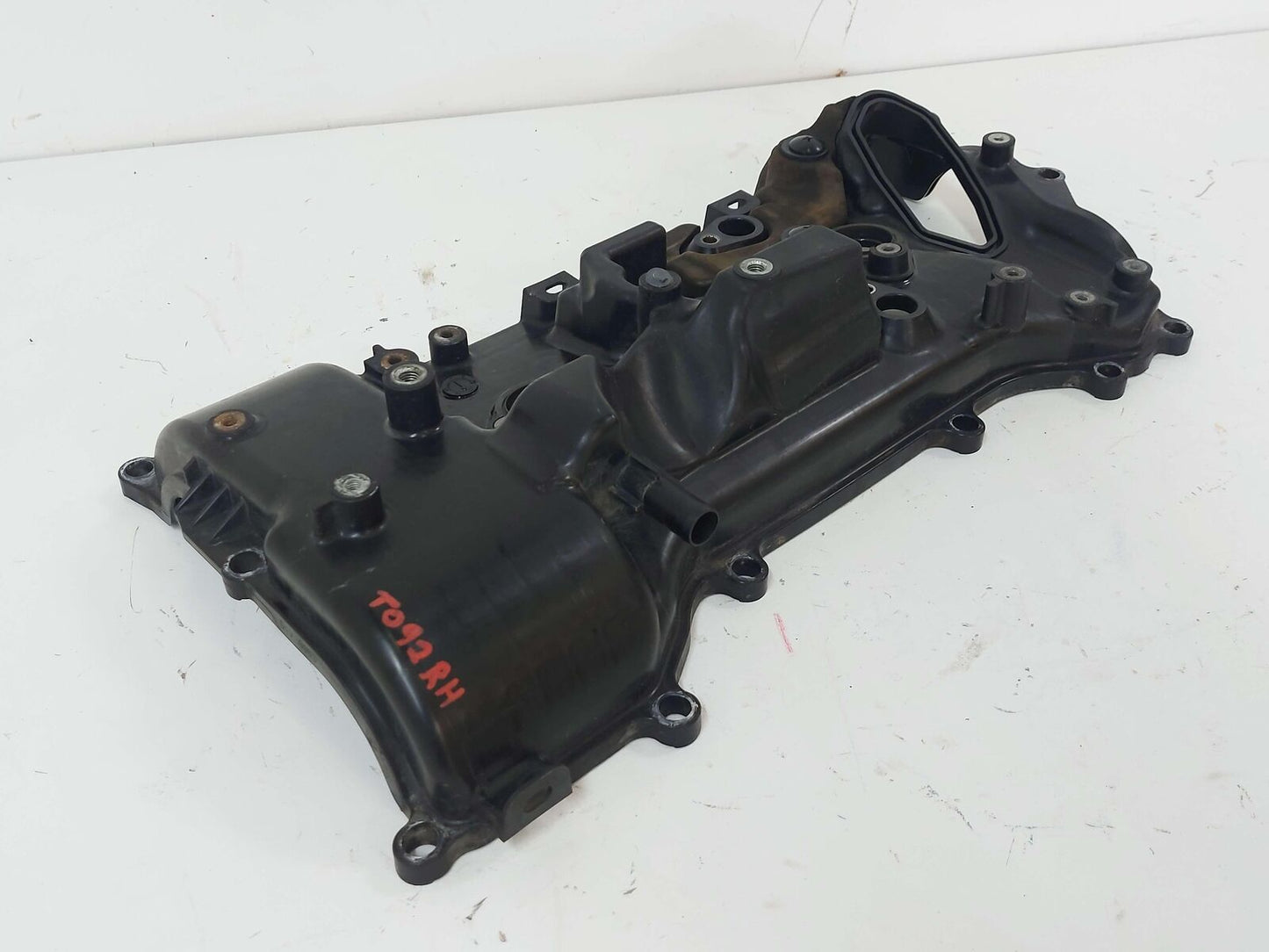 16-19 Lexus RX450 Hybrid RH Right Engine Motor Valve Cover 112010P010 97K KMS