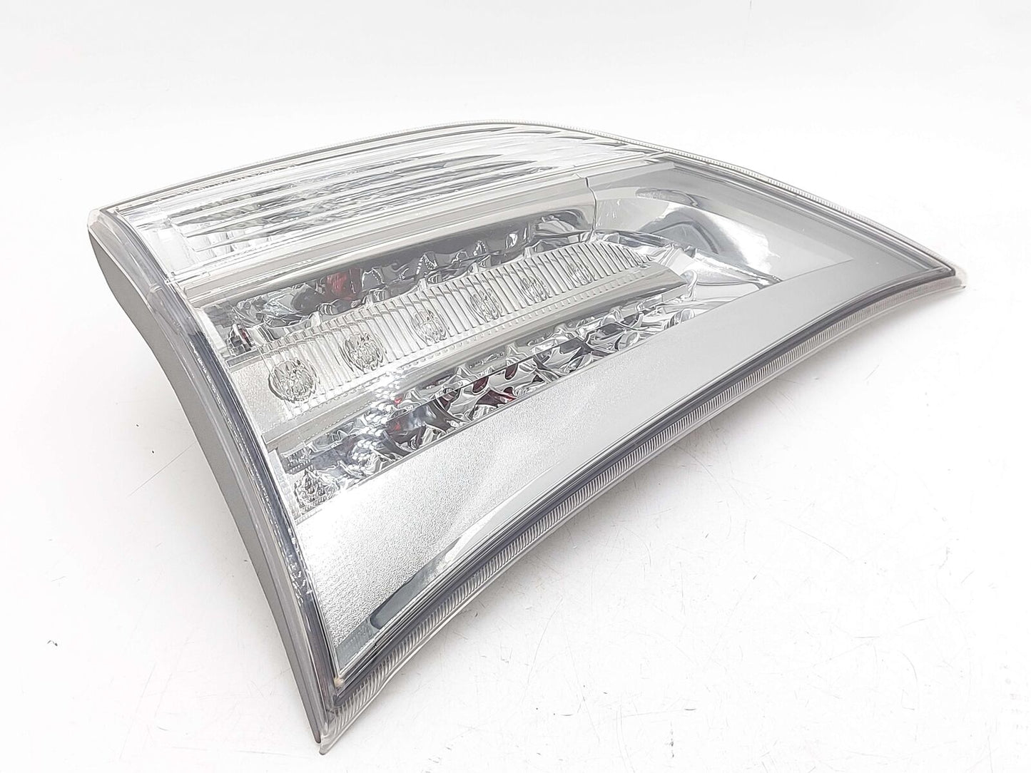 11-20 TOYOTA SIENNA SE RIGHT TAIL LIGHT LAMP INNER CLEAR LENS 8158008020