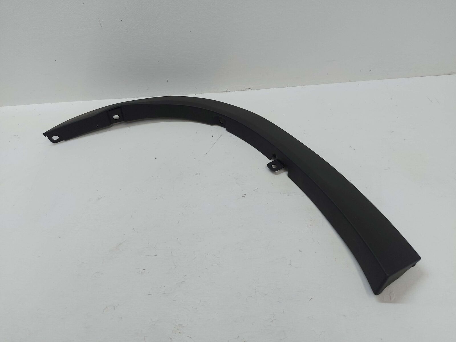 20-23 TOYOTA HIGHLANDER REAR LEFT WHEEL OPENING MOULDING FLARE BLACK TEXTURED