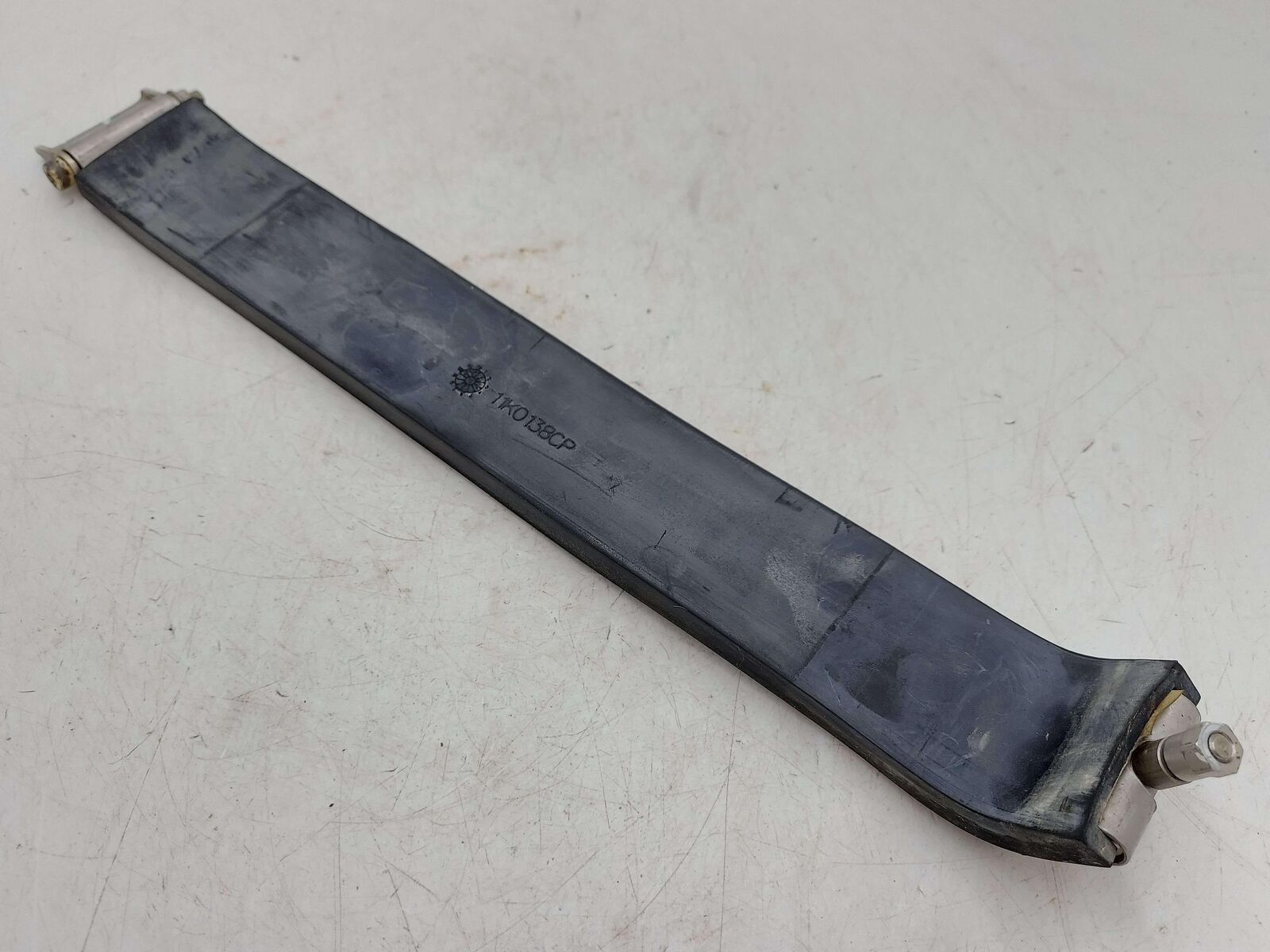 2018 Mclaren 570s Lower Fuel Tank Strap 11K0077CP