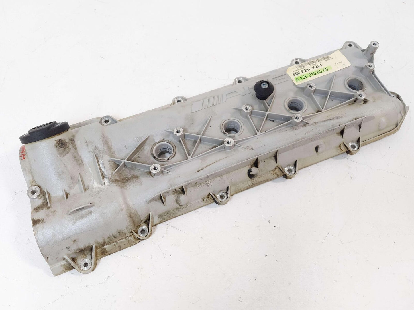 08-12 Mercedes S63 AMG 6.3L LH Lefet Valve Cover A1560106300 A1560160205