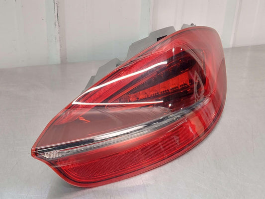 16 PORSCHE CAYMAN GT4 981 RIGHT TAIL LIGHT LAMP 98163114680 *SCRATCHES*