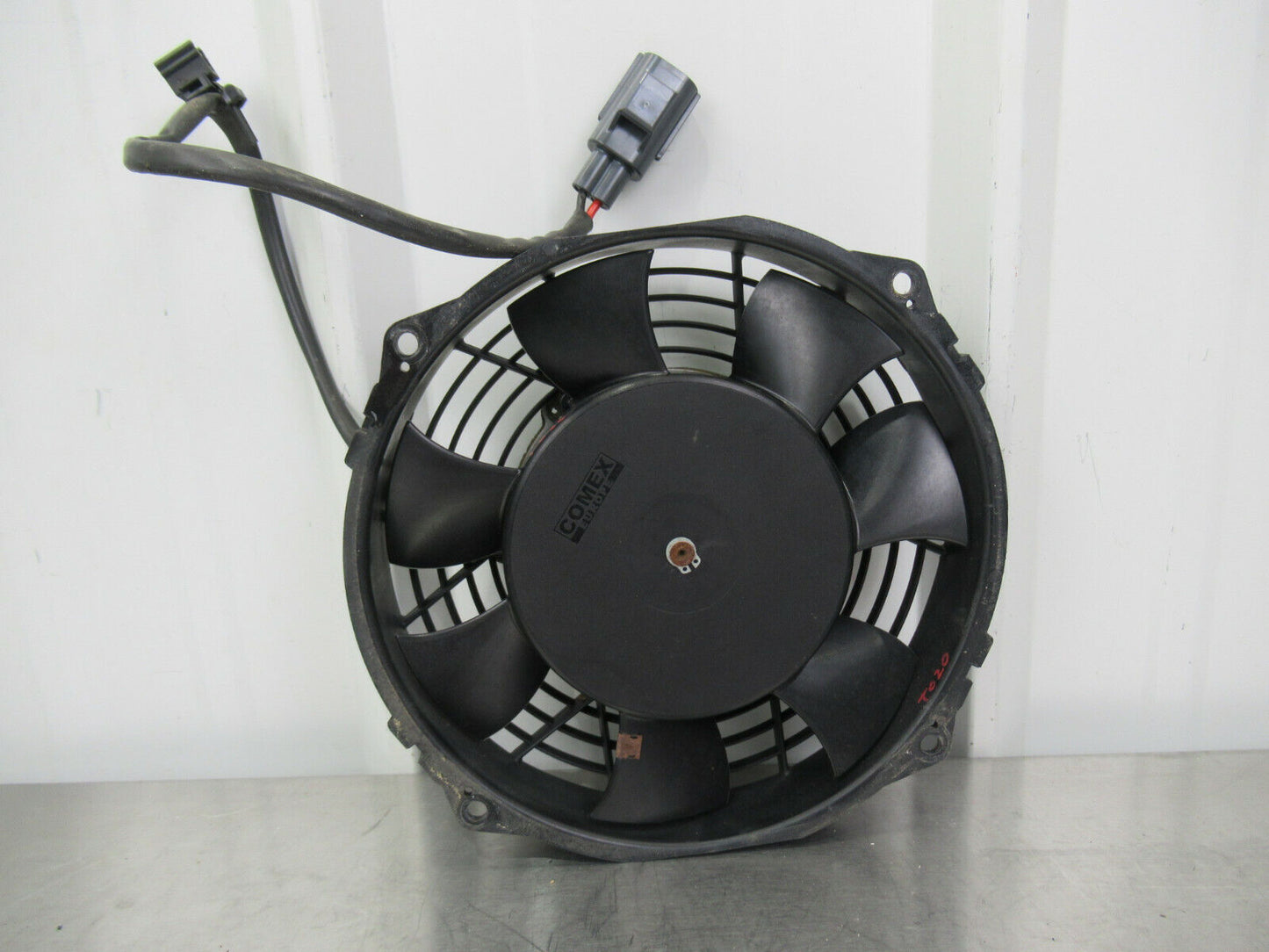 T020 2016 16 MCLAREN 570S LH LEFT REAR ELECTRIC RADIATOR COOLING FAN DAMAGED