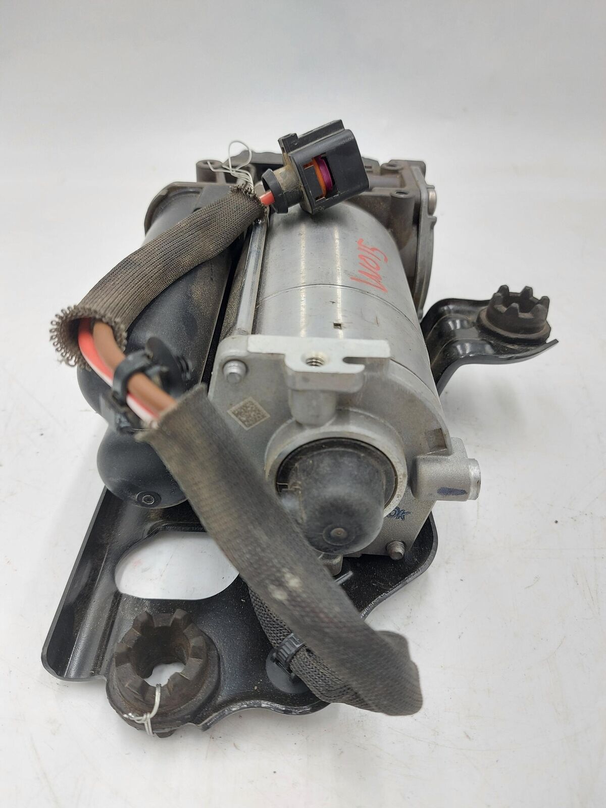 2020 PORSCHE TAYCAN Air Ride Suspension Compressor Pump 9j1616006d